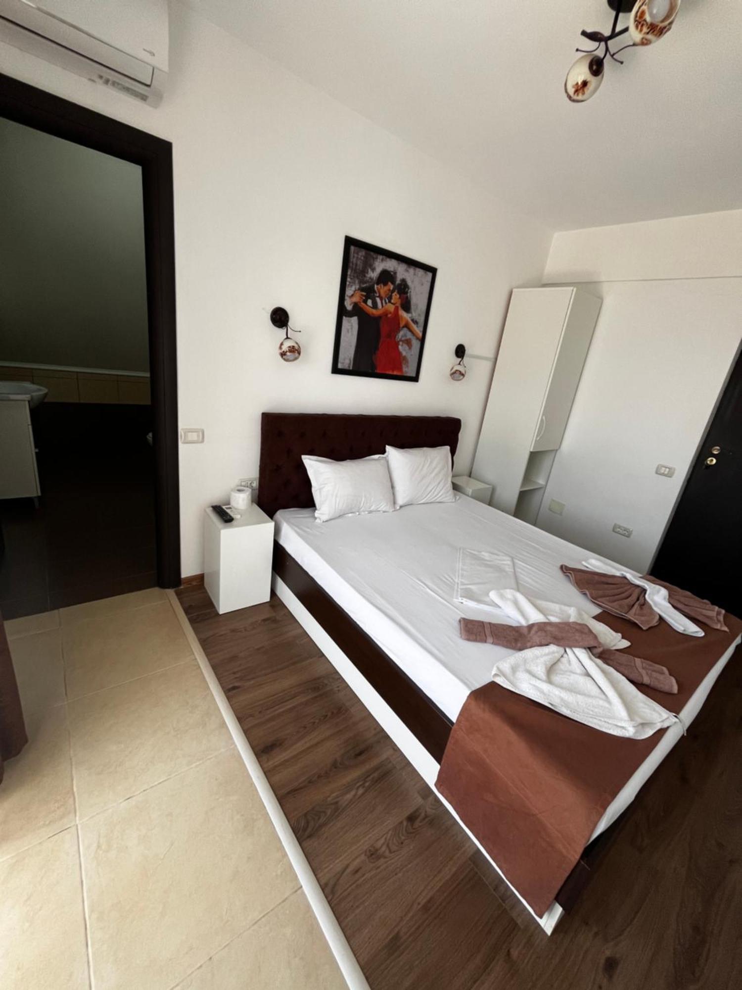 Hotel Elegance Costinesti Exterior foto